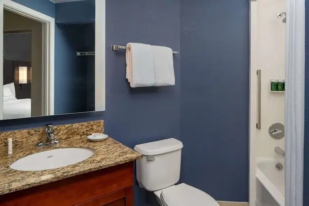 Süit, Birden Çok Yatak (One Bedroom)