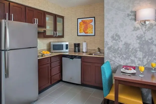 Süit, 1 Yatak Odası (Mobility/Hearing Accessible, Tub)