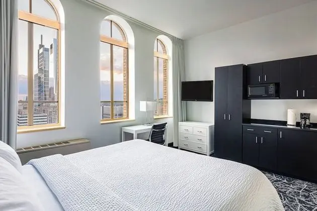Çatı Katı Süiti (Penthouse), 1 En Büyük (King) Boy Yatak ve Çekyat
