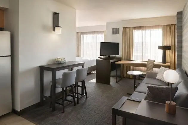 Stüdyo, 1 En Büyük (King) Boy Yatak ve Çekyat (Mobility/Hearing Accessible, Tub)