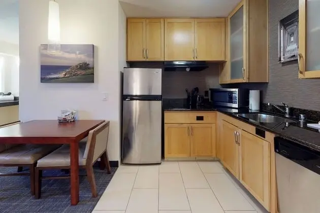 Süit, 1 Yatak Odası (Mobility Accessible, Tub)