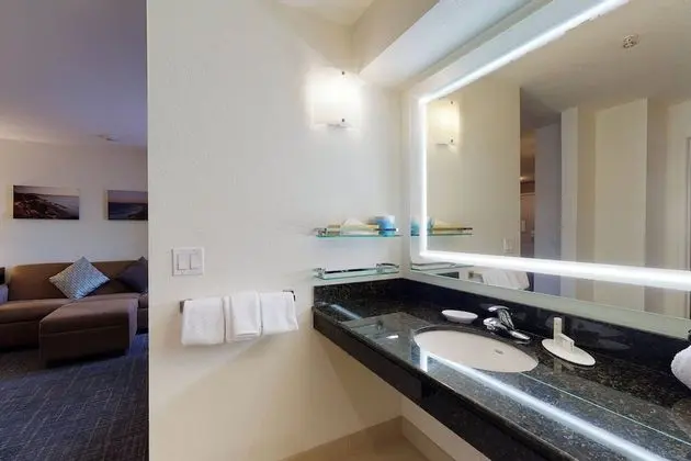 Süit, 2 Yatak Odası (Mobility Accessible, Tub)