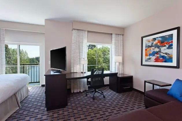 Stüdyo, 1 En Büyük (King) Boy Yatak ve Çekyat, Balkon