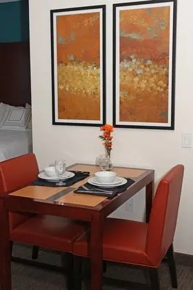 Süit, 2 Yatak Odası, Balkon, Göl Manzaralı
