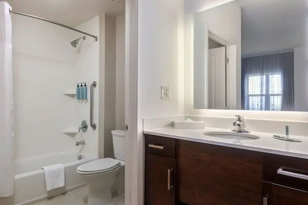 Stüdyo, 1 En Büyük (King) Boy Yatak ve Çekyat, Balkon
