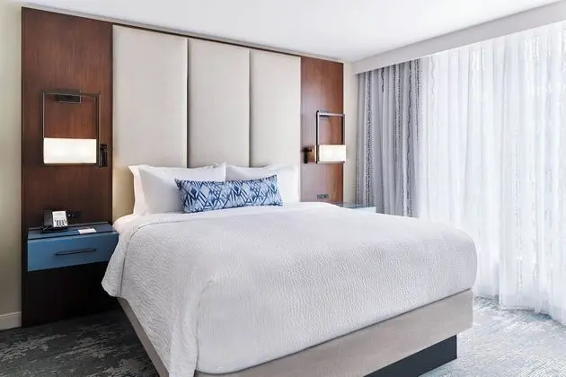 Süit, 1 En Büyük (King) Boy Yatak ve Çekyat, Teras, Manzaralı