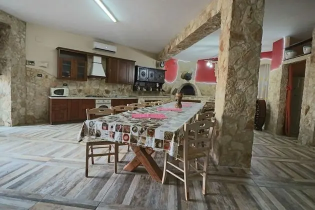 Ev, Birden Çok Yatak (Chitarra)