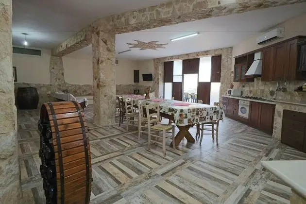 Ev, Birden Çok Yatak (Chitarra)