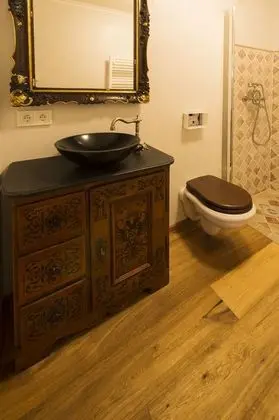 Deluxe Dağ Evi, 5 Yatak Odası, Havuz Kullanımı, Dağ Manzaralı