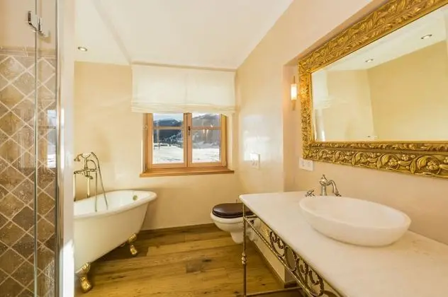 Deluxe Dağ Evi, 5 Yatak Odası, Havuz Kullanımı, Dağ Manzaralı