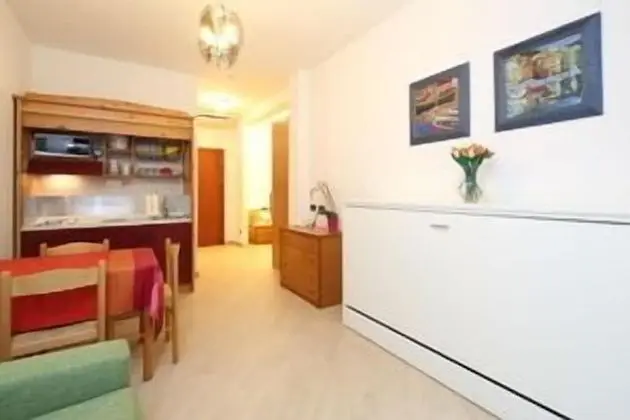 Studio for 3 people