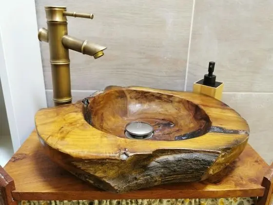 Superior Tek Büyük veya İki Ayrı Yataklı Oda