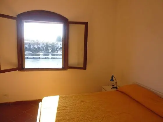 Apart Daire, Birden Çok Yatak (Camarinas)