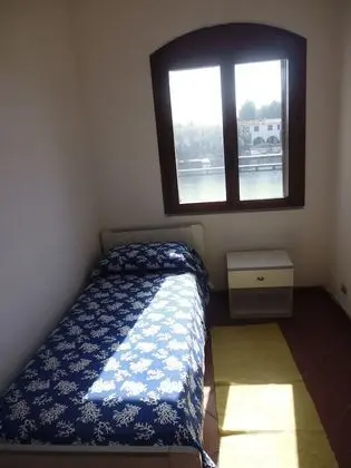 Apart Daire, Birden Çok Yatak (Camarinas)