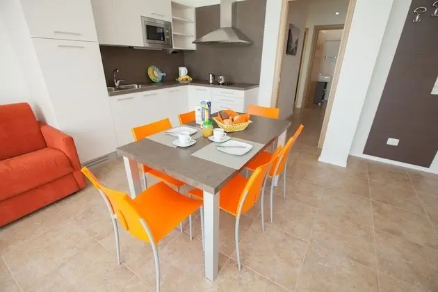 Standard Apart Daire, 2 Yatak Odası, Mutfak