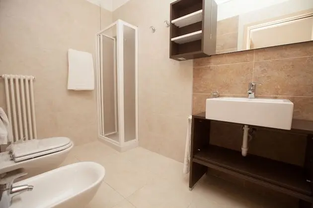 Standard Apart Daire, 2 Yatak Odası, Mutfak