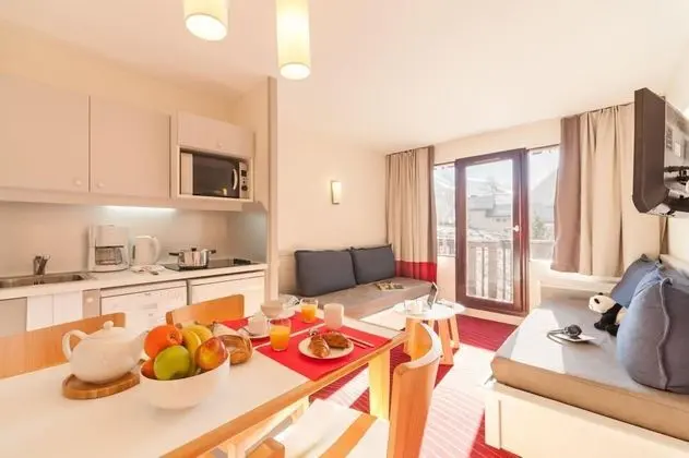 Apart Daire, Banyolu/Duşlu, Dağ Manzaralı (App 621)