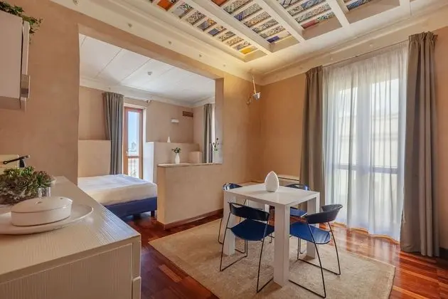 Junior Stüdyo, 1 Yatak Odası, Kısmi Deniz Manzaralı