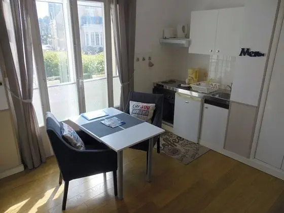 Stüdyo, Balkon