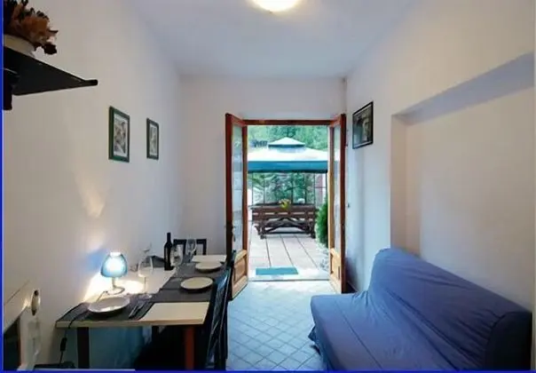 Economy Apart Daire, 2 Yatak Odası, Avlu