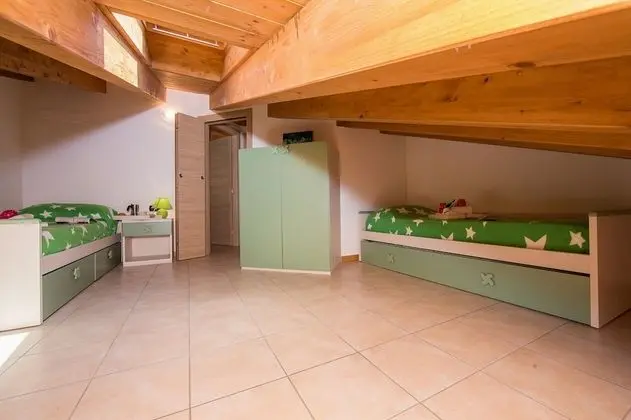 Family Apart Daire, Birden Çok Yatak, 2 Banyolu, Bahçeli (Residence La Mimosa apt. Due)