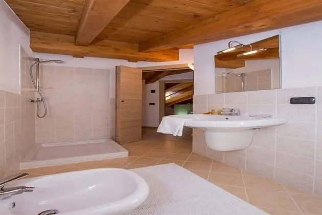 Family Apart Daire, Birden Çok Yatak, 2 Banyolu, Bahçeli (Residence La Mimosa apt. Due)