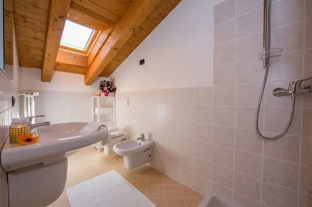 Family Apart Daire, Birden Çok Yatak, 2 Banyolu, Bahçeli (Residence La Mimosa apt. Due)