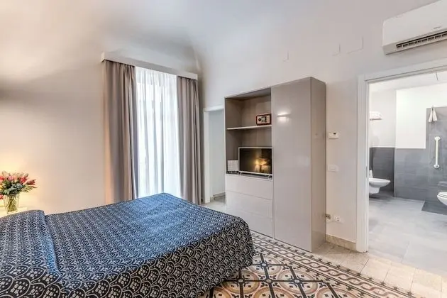 Superior Tek Büyük veya İki Ayrı Yataklı Oda, 1 Çift Kişilik veya 2 Tek Kişilik Yatak