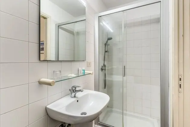 Superior Tek Büyük veya İki Ayrı Yataklı Oda, 1 Çift Kişilik veya 2 Tek Kişilik Yatak