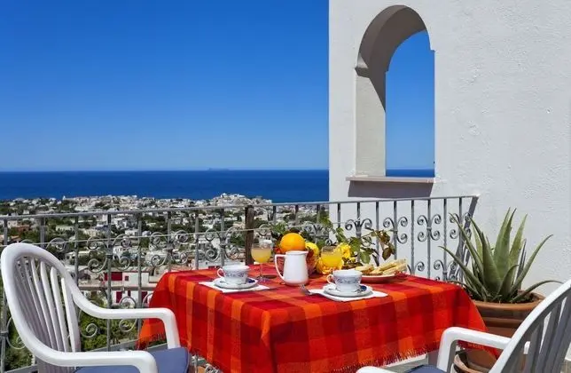 Tek Büyük Yataklı Oda, Balkon, Deniz Manzaralı (Spa access)