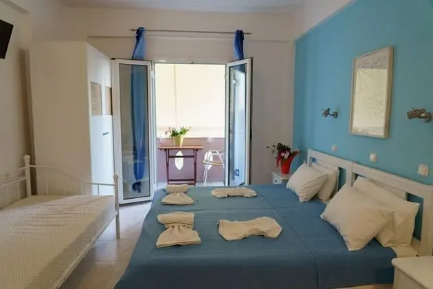 Üç Kişilik Oda