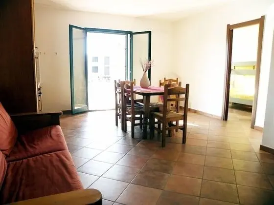 Apart Daire, 2 Yatak Odası (Trilocal)