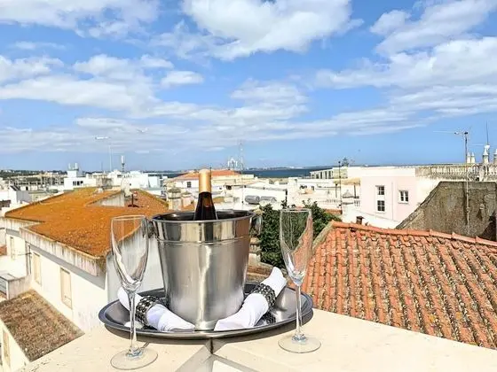 Superior Tek Büyük Yataklı Oda, Balkon, Deniz Manzaralı