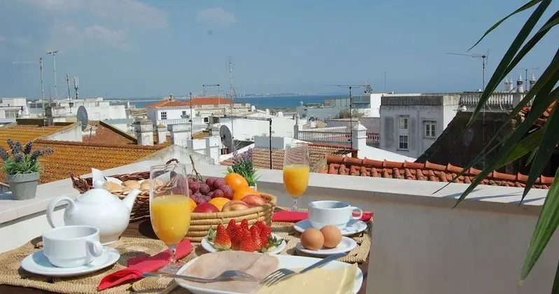 Superior Tek Büyük Yataklı Oda, Balkon, Deniz Manzaralı