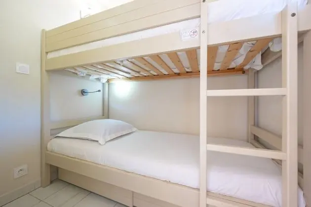 Appartement 6 personnes-1 chambre + 1 coin nuit-Climatisé-Terrasse ou balcon-Vue mer-Expo sud-Rénové