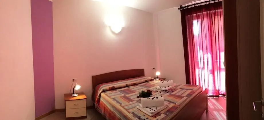 Apart Daire, 2 Yatak Odası, Mutfak