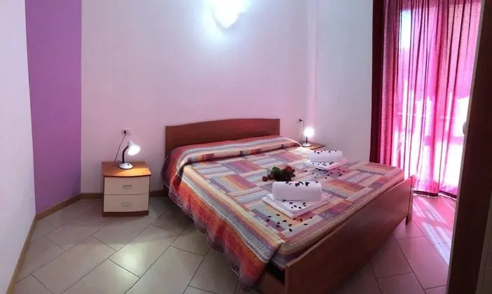 Apart Daire, 2 Yatak Odası, Mutfak