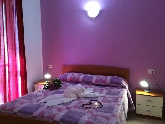 Apart Daire, 2 Yatak Odası, Mutfak
