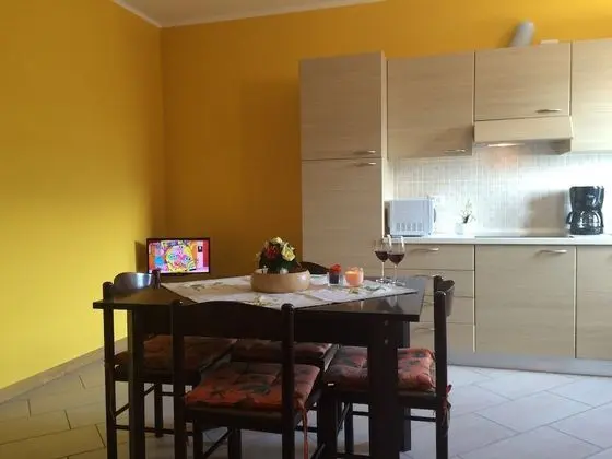 Apart Daire, 2 Yatak Odası, Mutfak