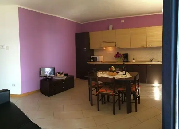 Apart Daire, 2 Yatak Odası, Mutfak