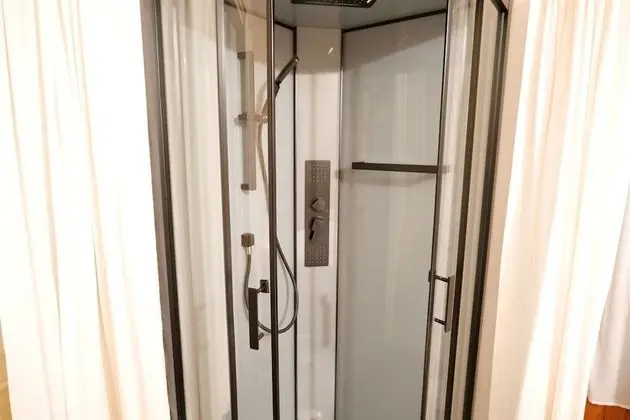 Economy Tek Büyük Yataklı Oda, 1 Çift Kişilik Yatak, Özel Banyo, Dağ Manzaralı