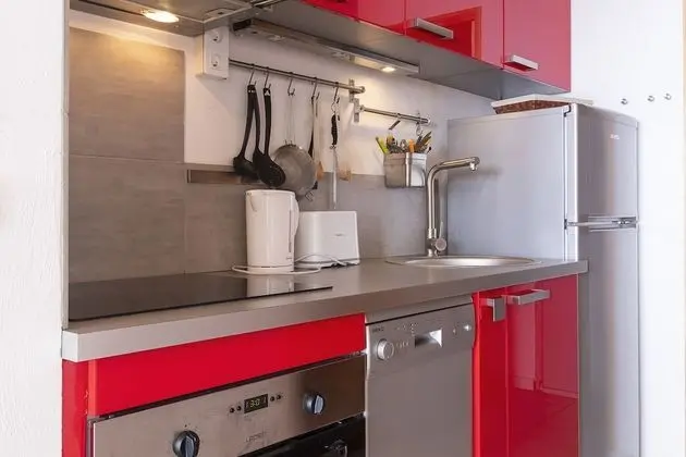 Stüdyo, Banyolu/Duşlu (Le Borsat )