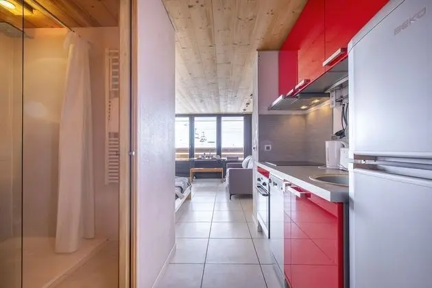 Stüdyo, Banyolu/Duşlu (Le Borsat )