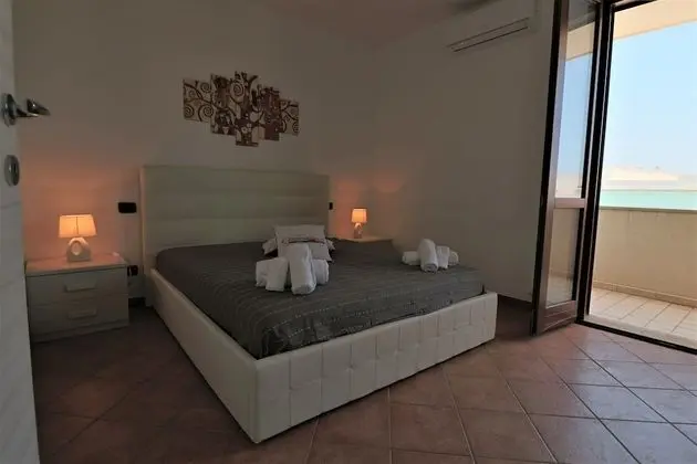 Apart Daire, 2 Yatak Odası (La Zinzulusa)