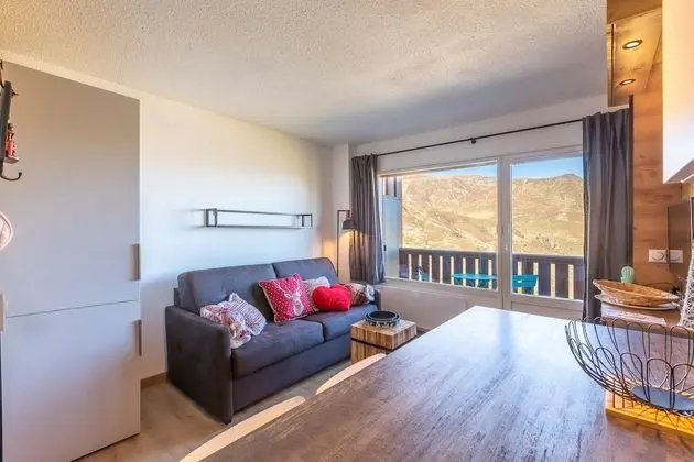 Apart Daire, Banyolu/Duşlu, Dağ Manzaralı ( -NECOU 306)