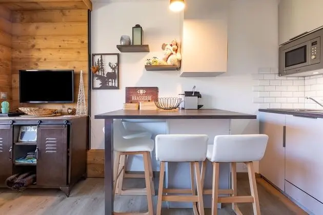 Apart Daire, Banyolu/Duşlu, Dağ Manzaralı ( -NECOU 306)