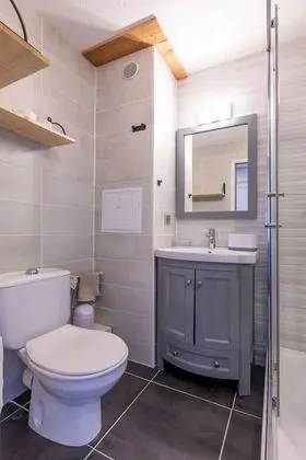 Apart Daire, Banyolu/Duşlu, Dağ Manzaralı ( -NECOU 306)