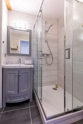 Apart Daire, Banyolu/Duşlu, Dağ Manzaralı ( -NECOU 306)