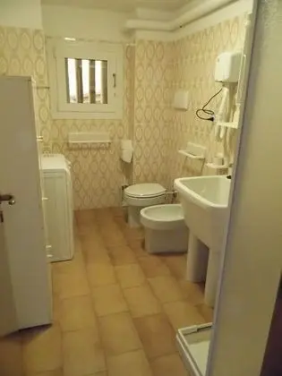 Standard Apart Daire, 1 Yatak Odası, Balkon, Zemin Kat