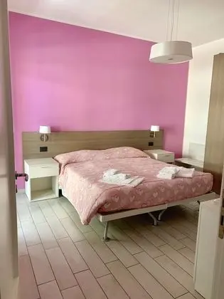 Comfort Tek Büyük veya İki Ayrı Yataklı Oda, Balkon, Şehir Manzaralı (Room Ciane)